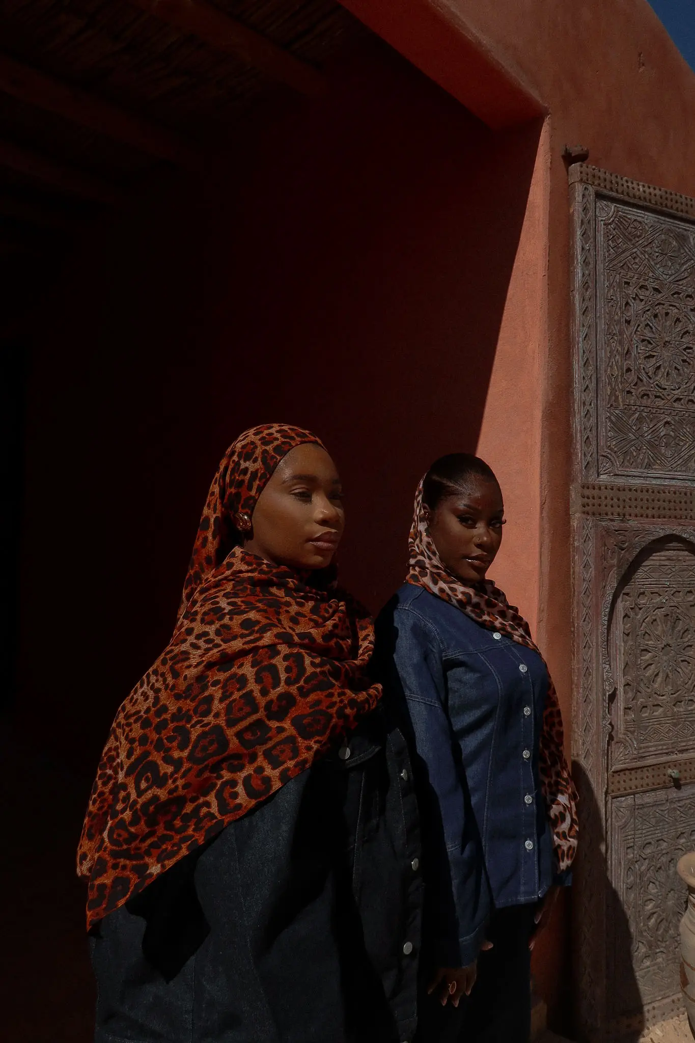 Image Editorial Shades of Miyarah Edito